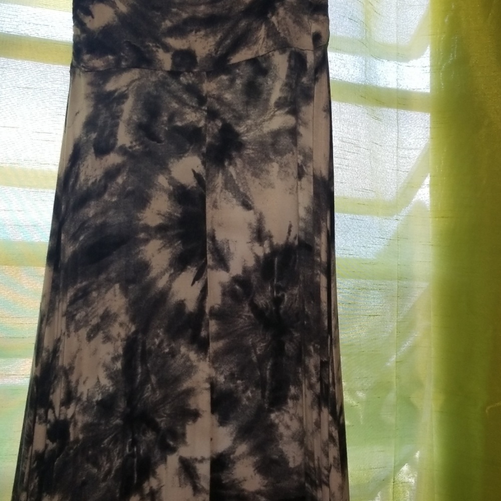 Tie dye pattern maxi skirt